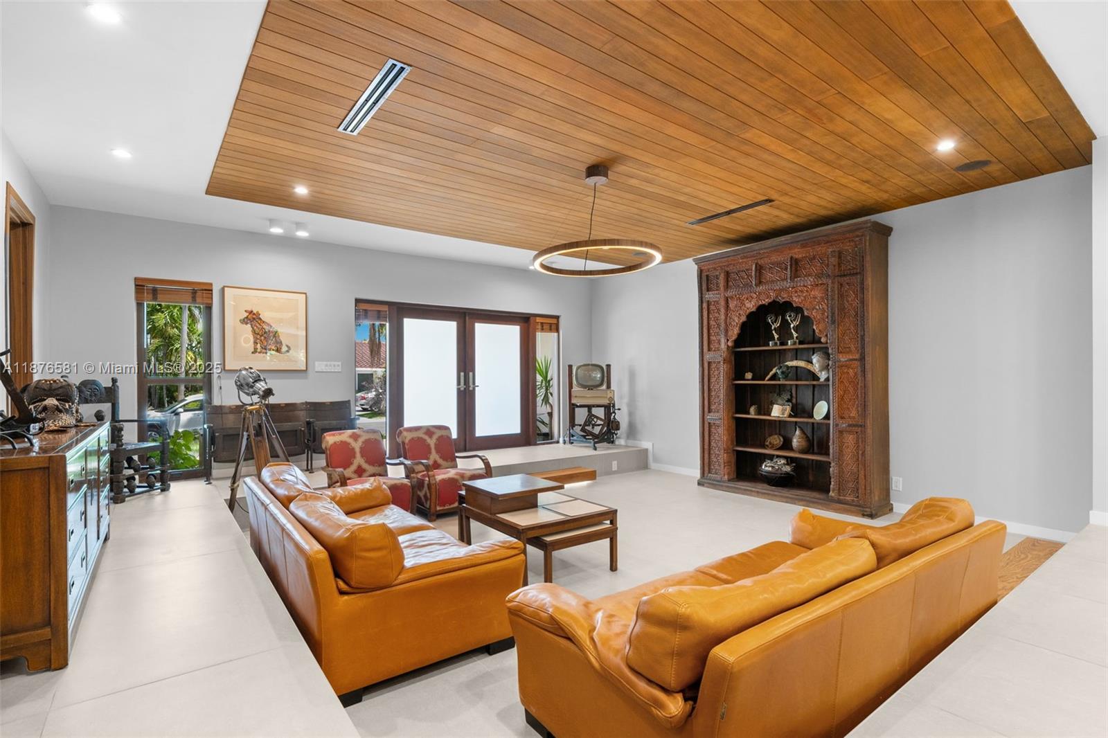 EASTERN SHORES 1ST ADDN - Residential