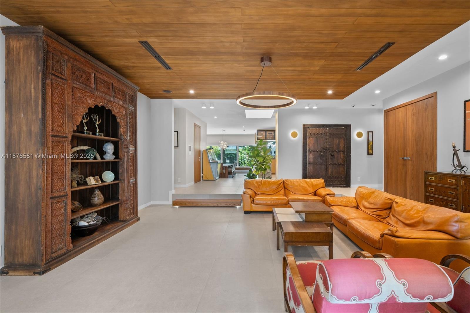 EASTERN SHORES 1ST ADDN - Residential