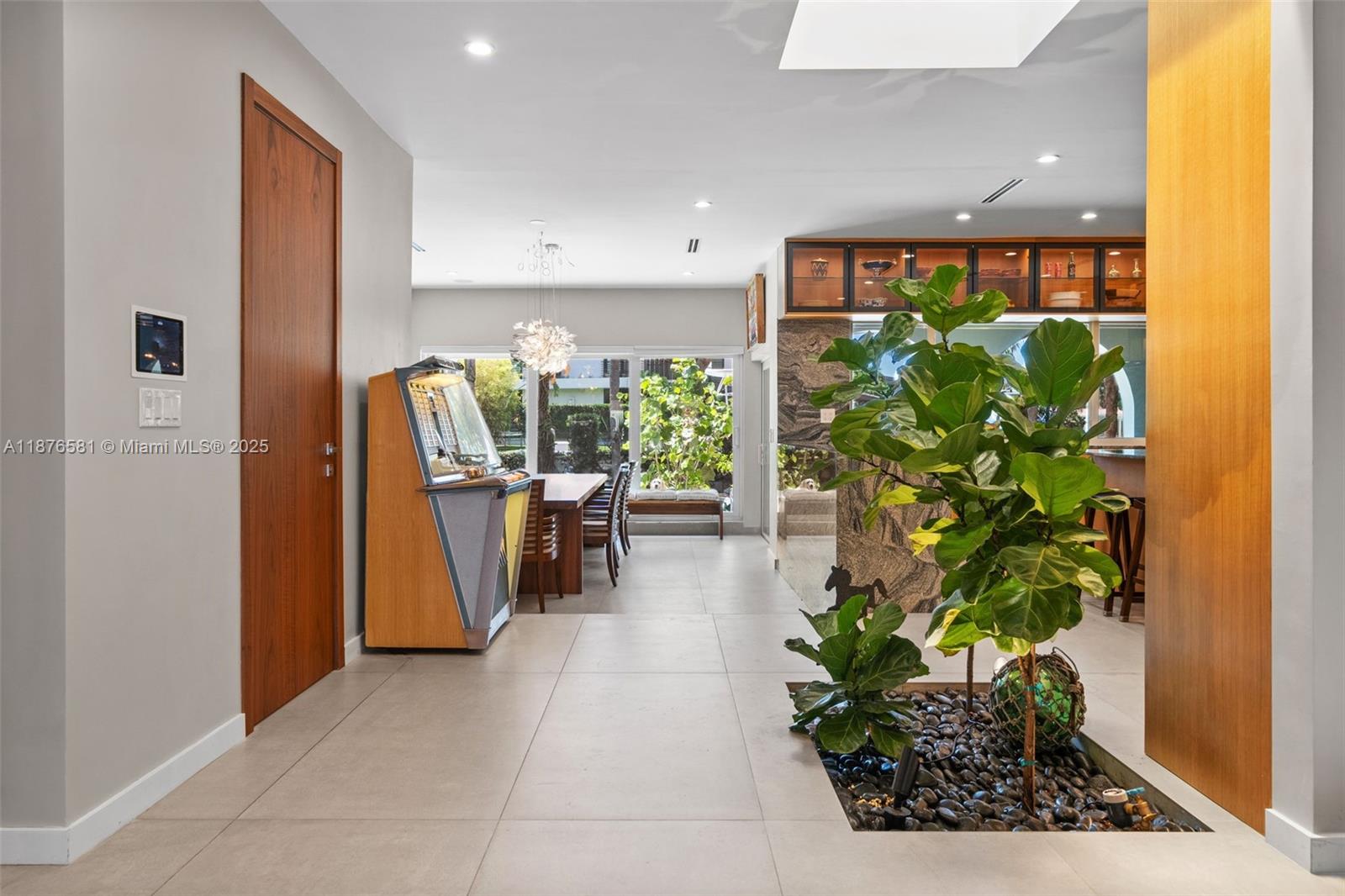 EASTERN SHORES 1ST ADDN - Residential