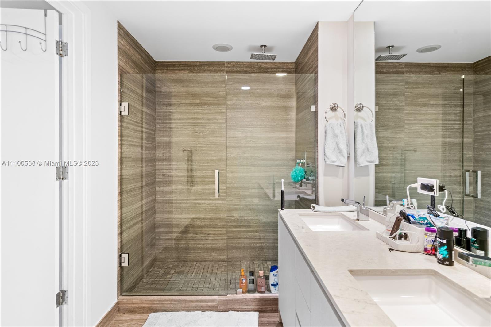 1010 BRICKELL CONDO - Residential Lease