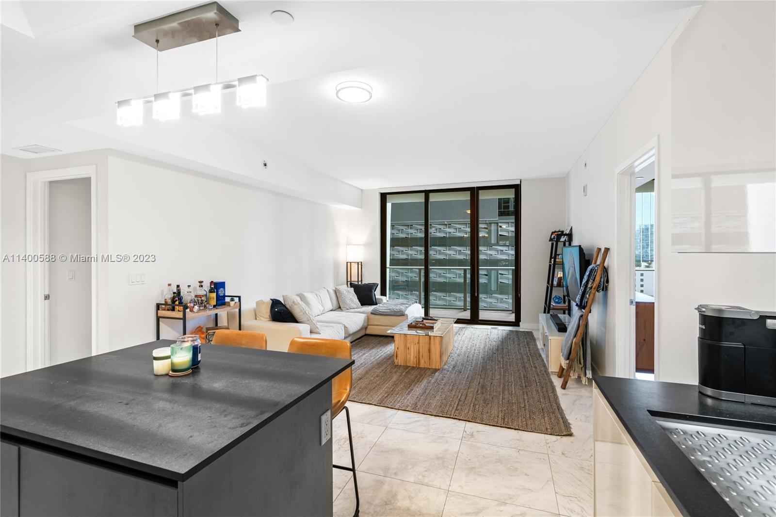 1010 BRICKELL CONDO - Residential Lease