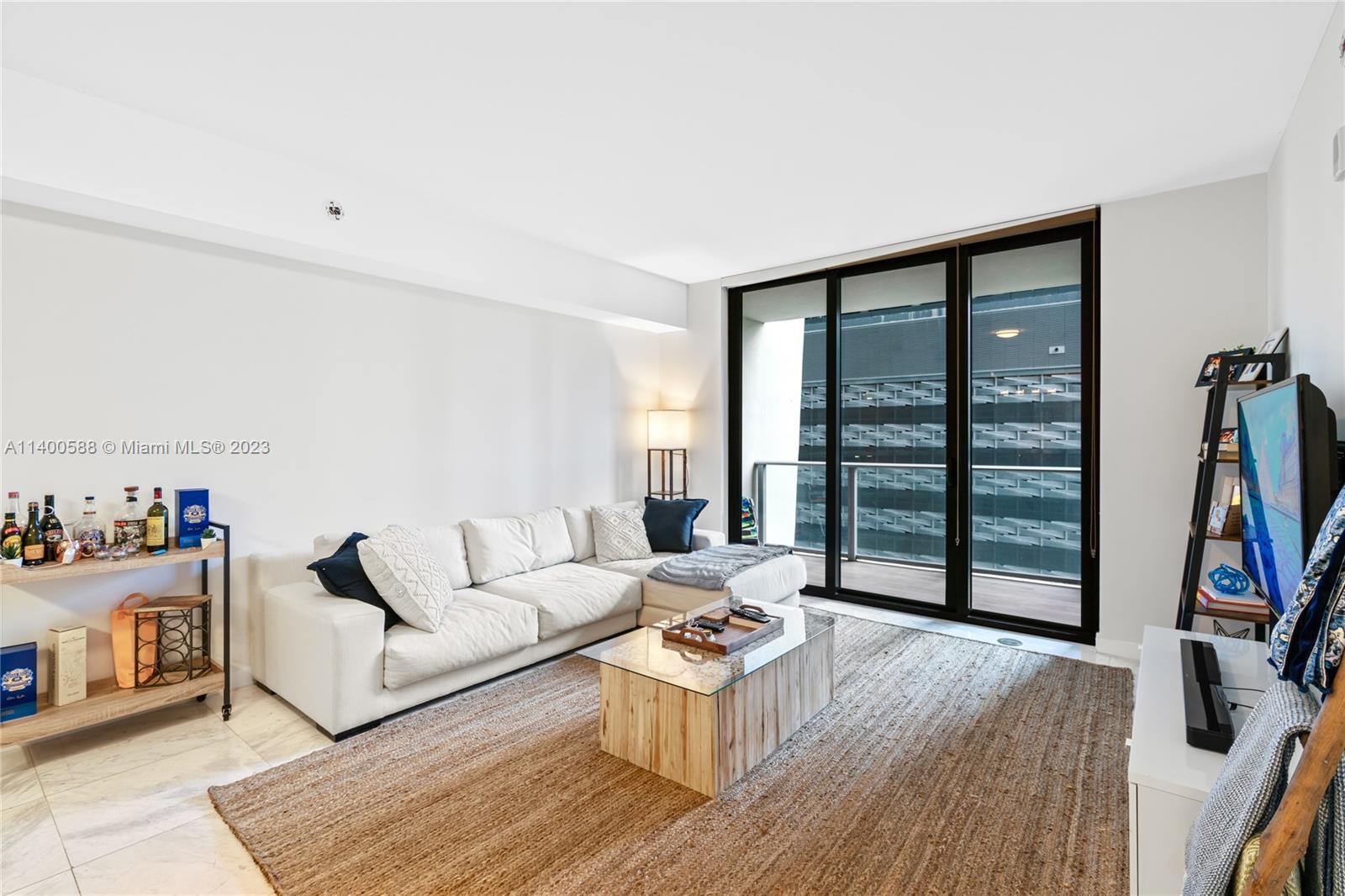 1010 BRICKELL CONDO - Residential Lease