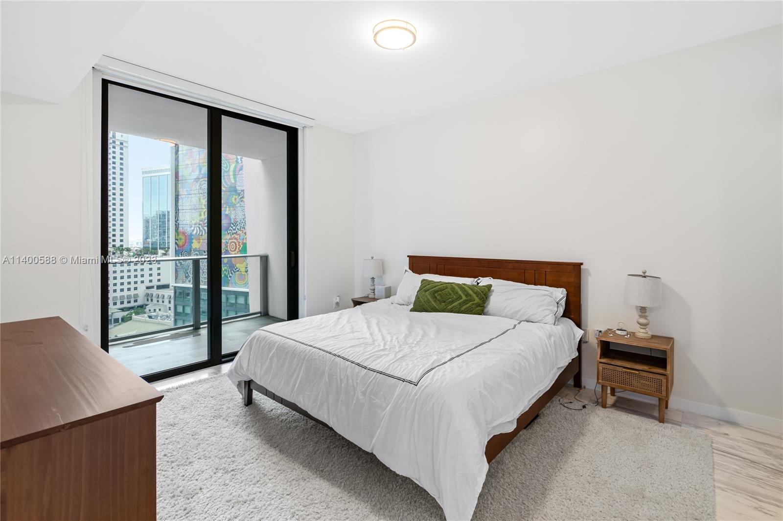 1010 BRICKELL CONDO - Residential Lease
