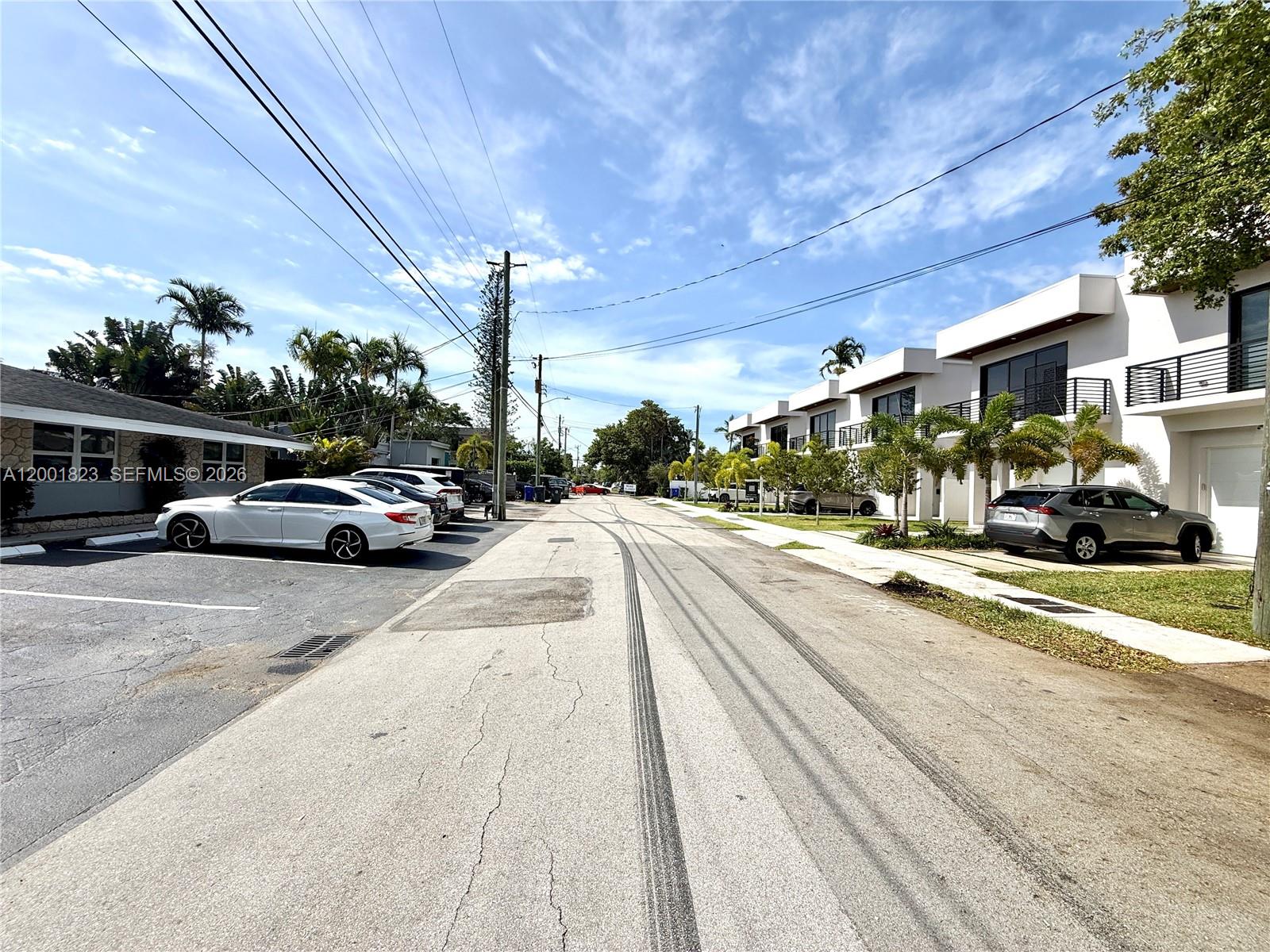 17TH TERRACE CONDOMINIUM - Residential