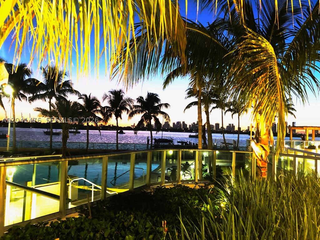 FLAMINGO SOUTH BEACH I CO - Residential