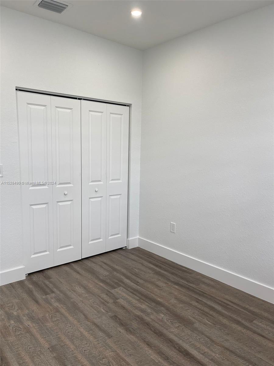 PINE ISLE - Residential Lease