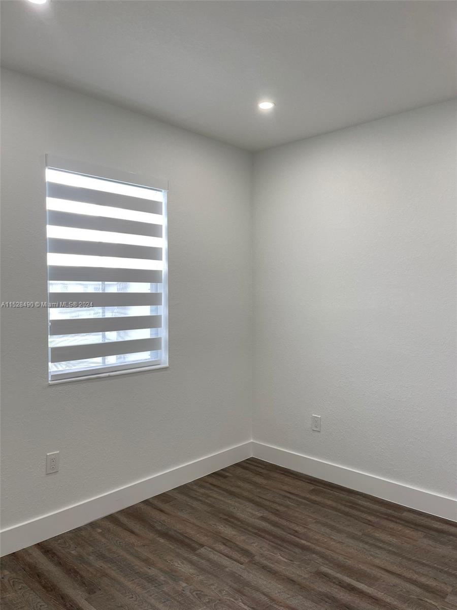 PINE ISLE - Residential Lease