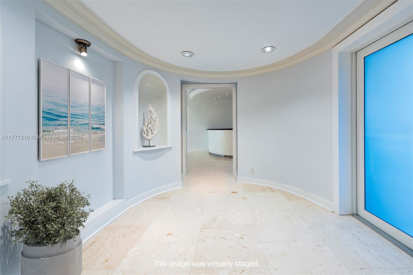 FOUR SEASONS CONDO - Residential