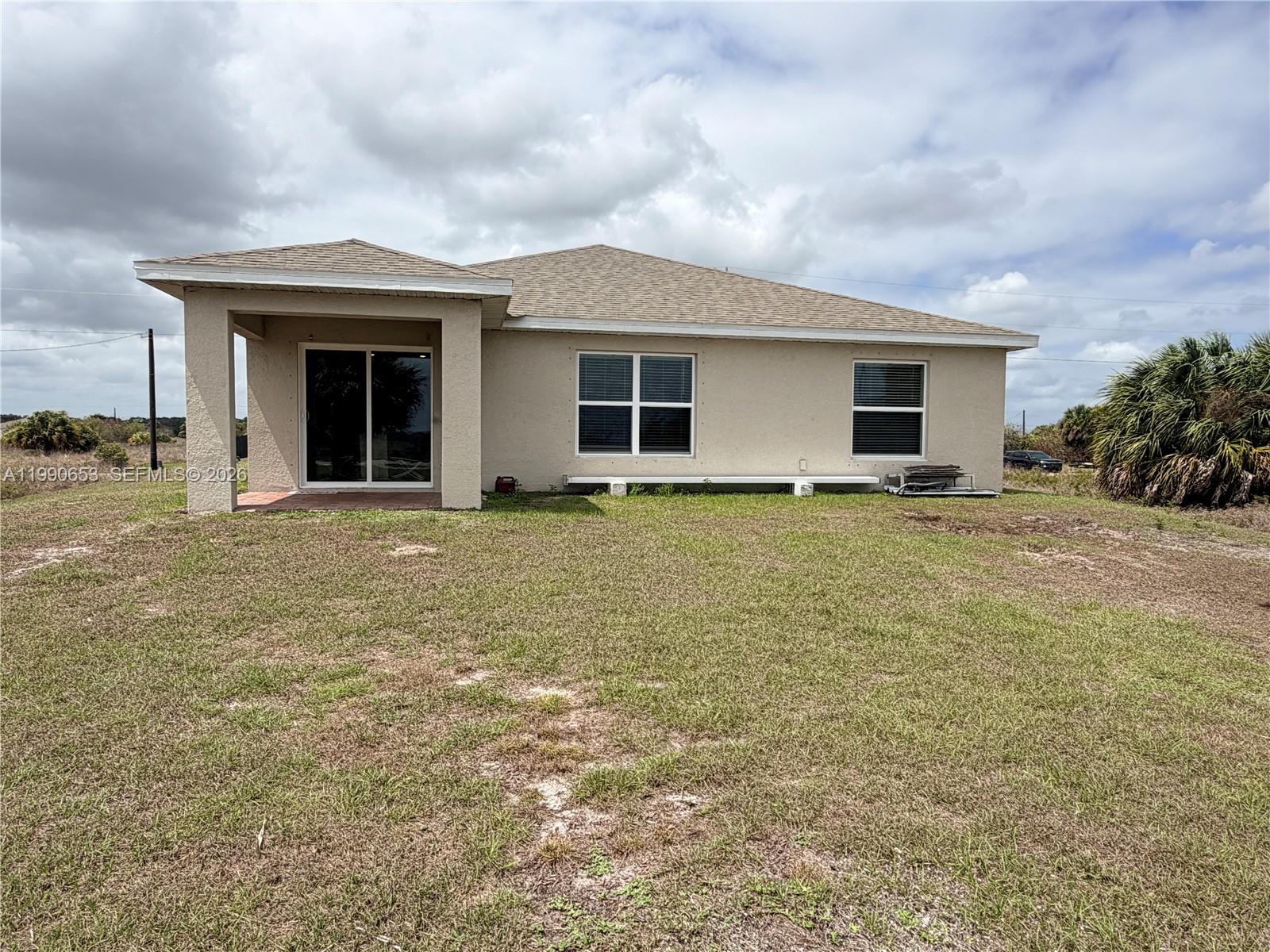 PORT LaBELLE UNIT 12 - Residential Lease