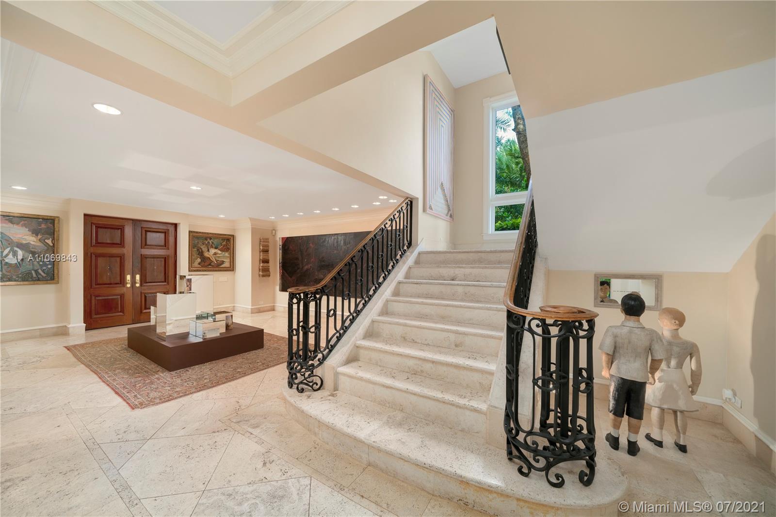 HUGHES COVE - Residential