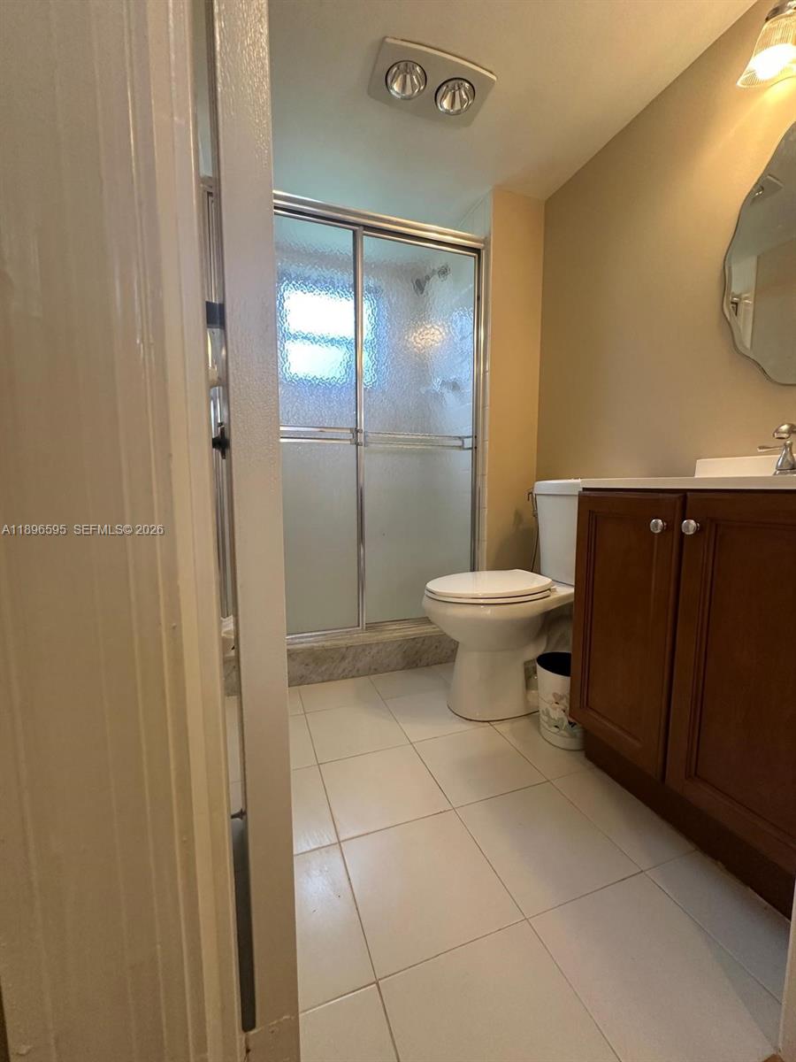SANDALFOOT SOUTH ONE COND - Residential