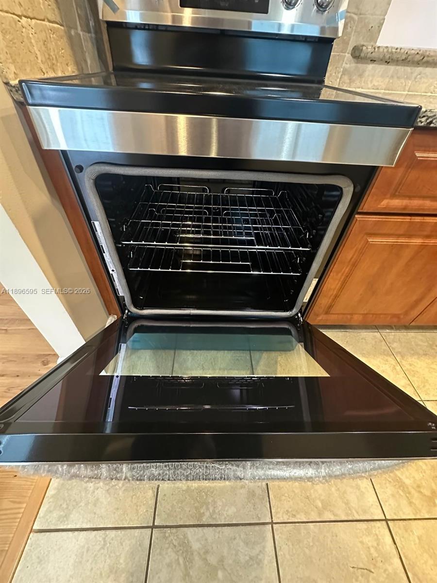 SANDALFOOT SOUTH ONE COND - Residential