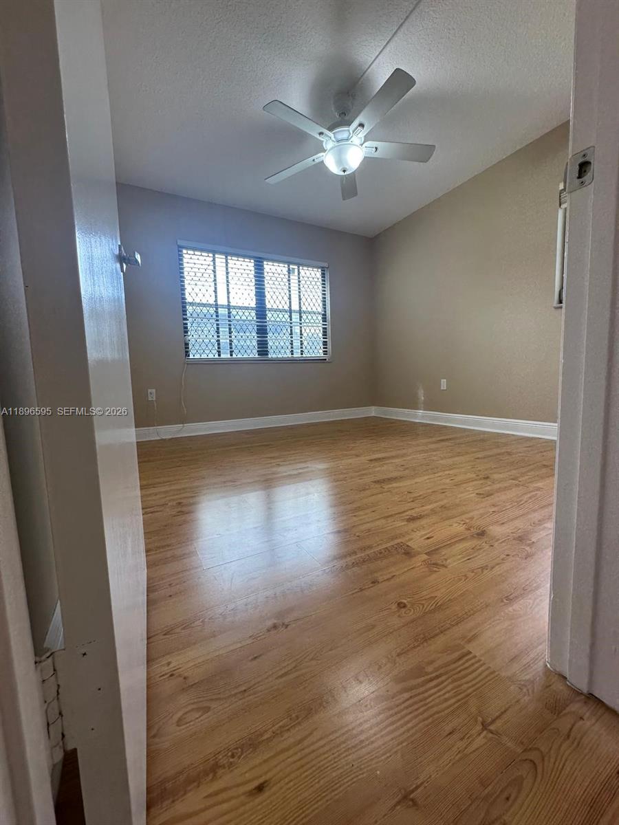 SANDALFOOT SOUTH ONE COND - Residential