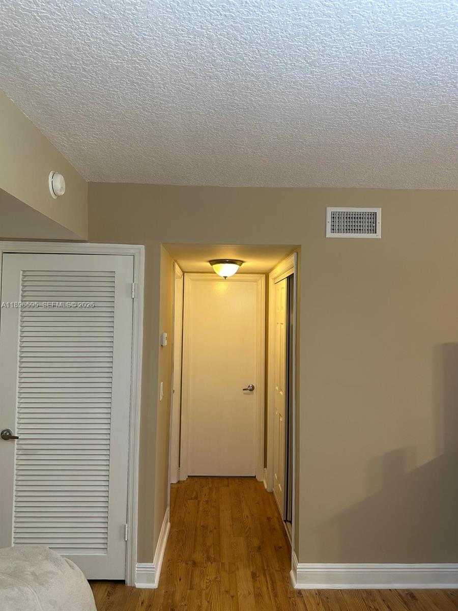 SANDALFOOT SOUTH ONE COND - Residential