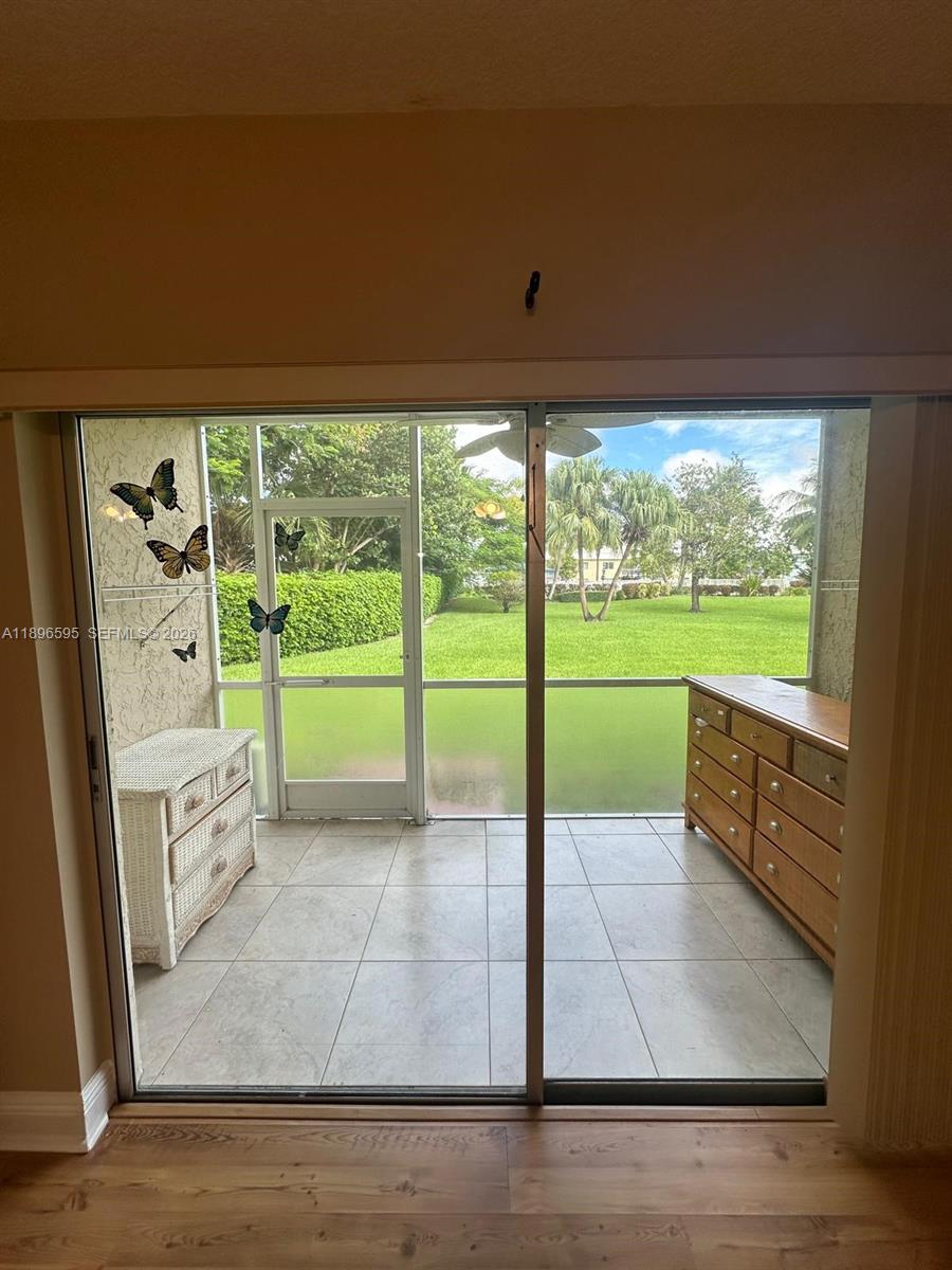 SANDALFOOT SOUTH ONE COND - Residential