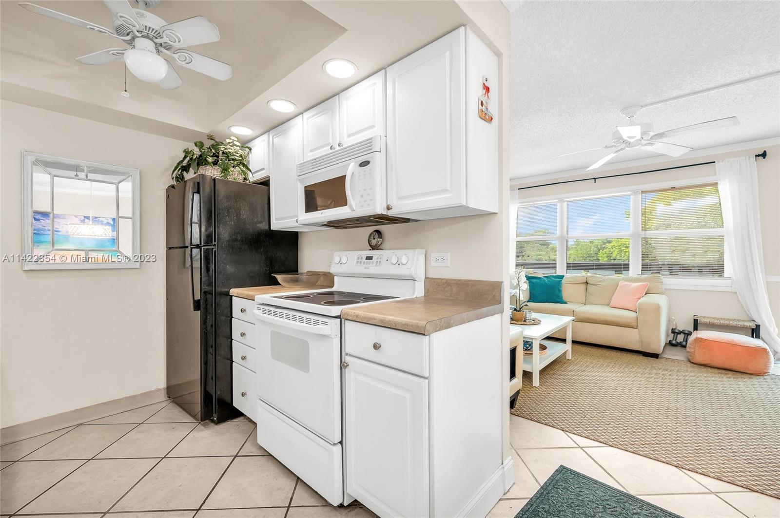 HARWOOD E CONDO - Residential