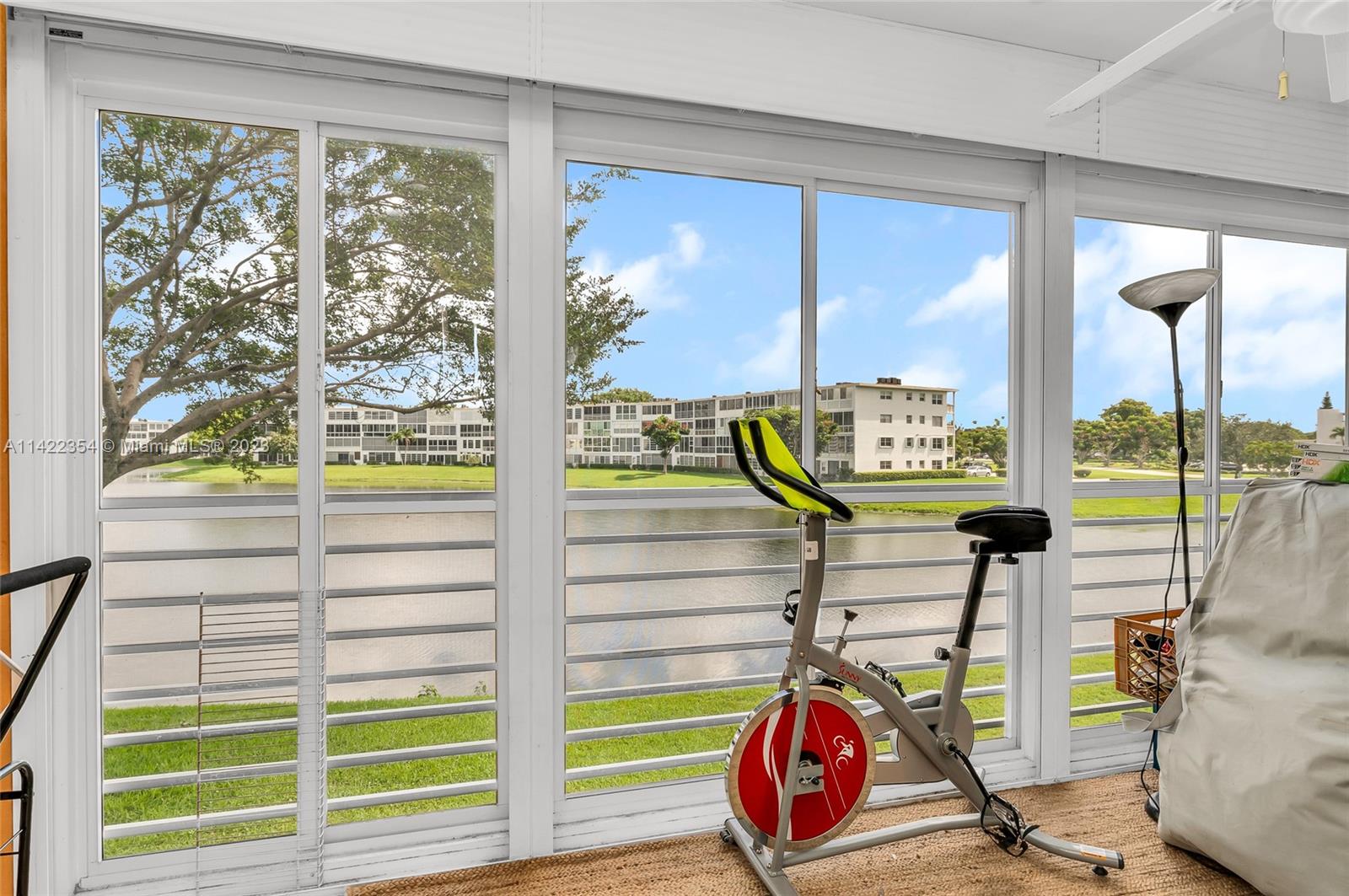 HARWOOD E CONDO - Residential