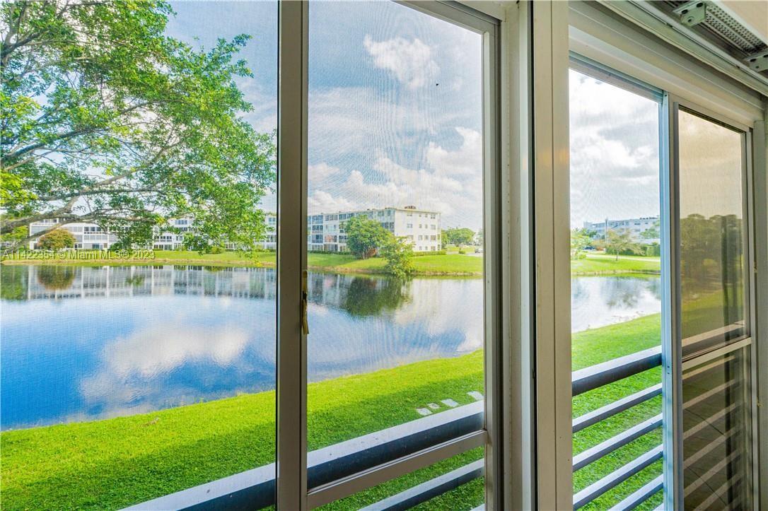 HARWOOD E CONDO - Residential