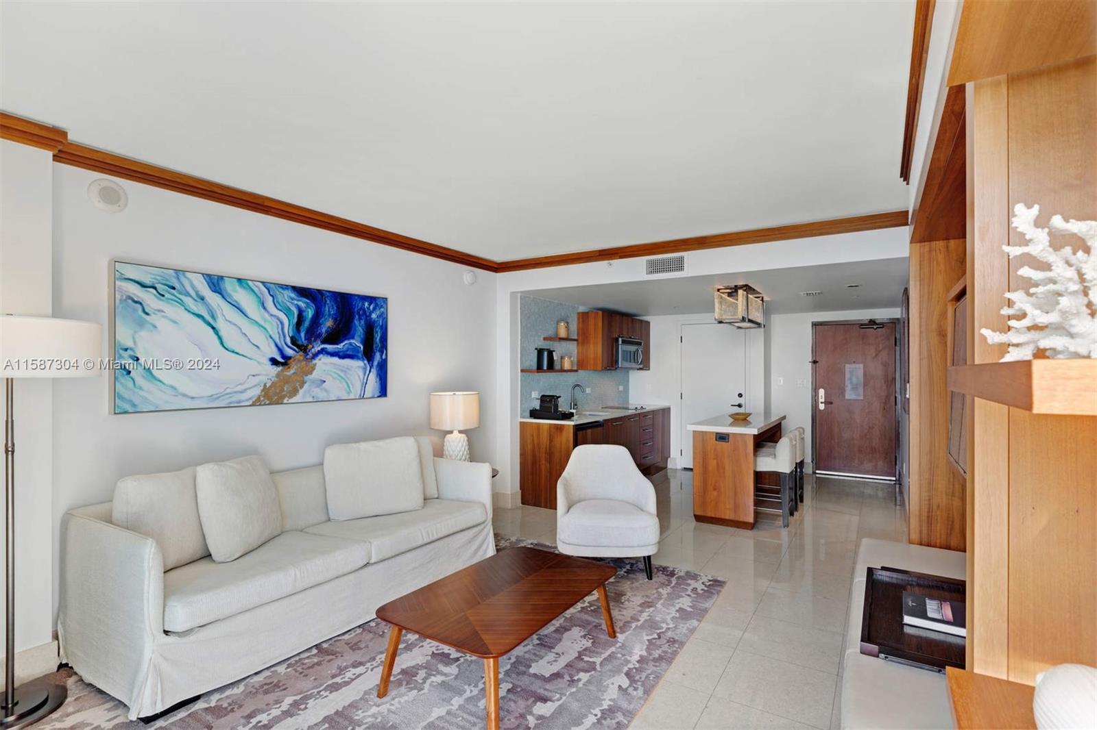 CENTRAL CARILLON BEACH CO - Residential Lease
