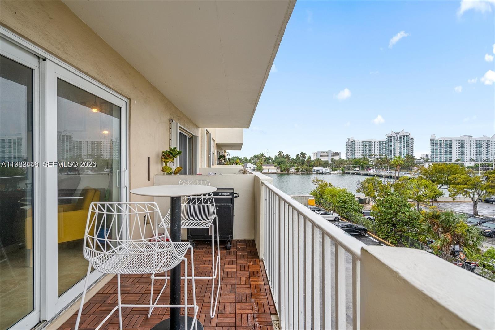 ISLAND PLACE AT NORTH BAY - Residential