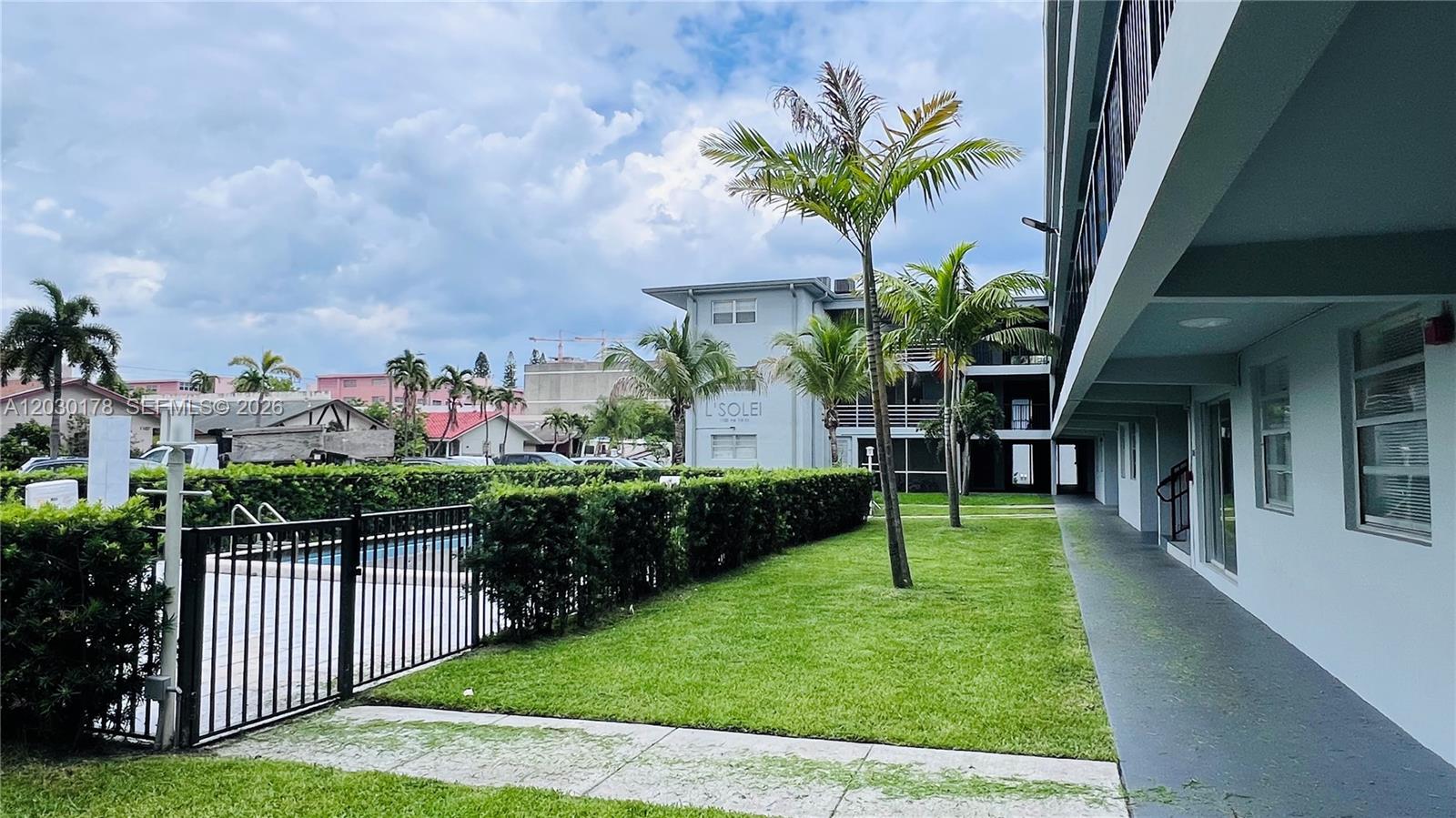 LSOLEI AT HALLANDALE BEAC - Residential Lease