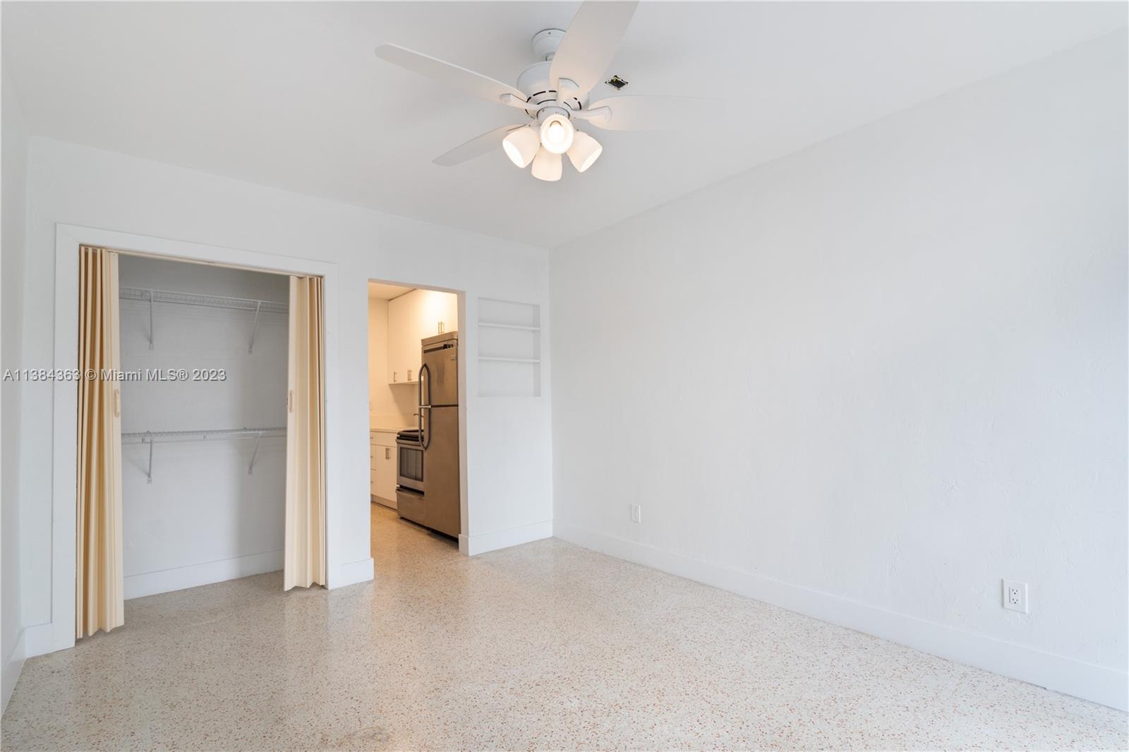 LAWRENCE ESTATES LAND COS - Residential Lease