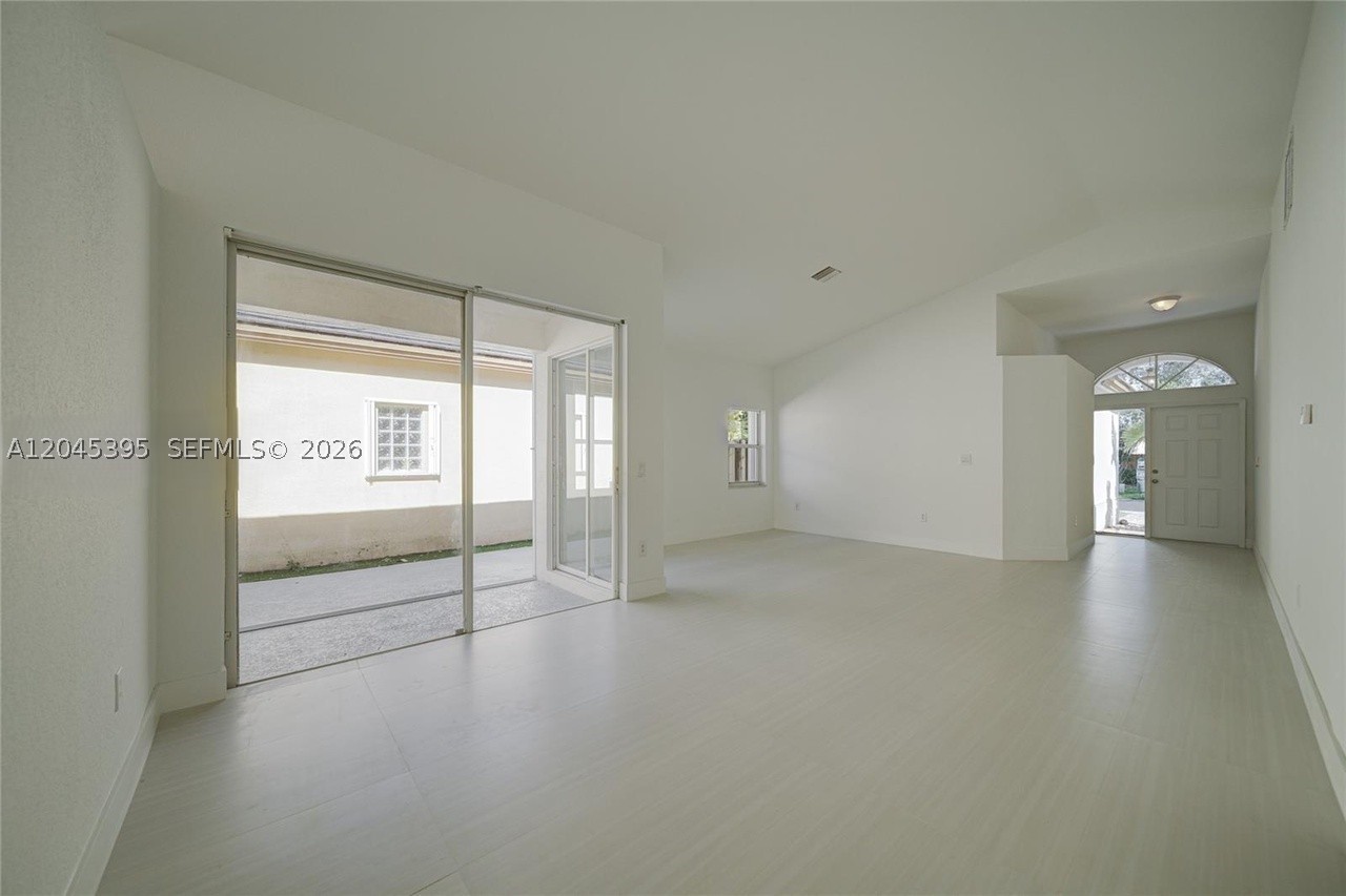 COSTA VERDE SEC 2 - Residential