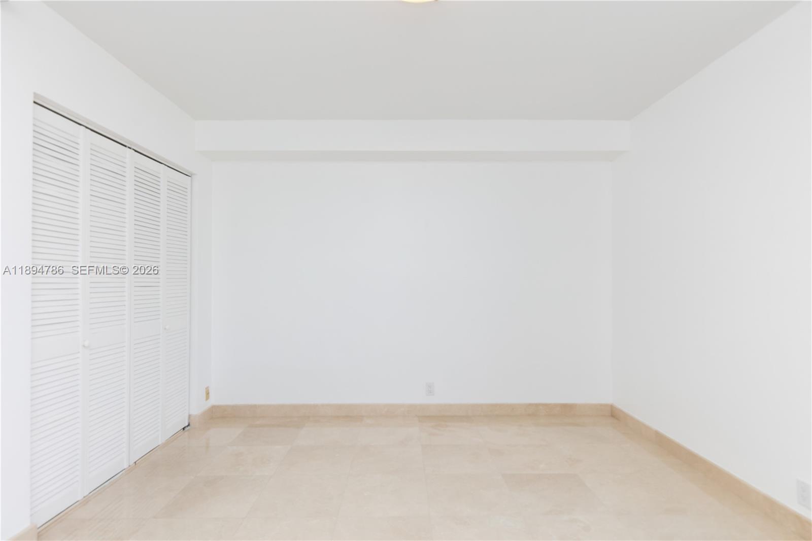 MYSTIC POINTE TOWER 600 C - Residential