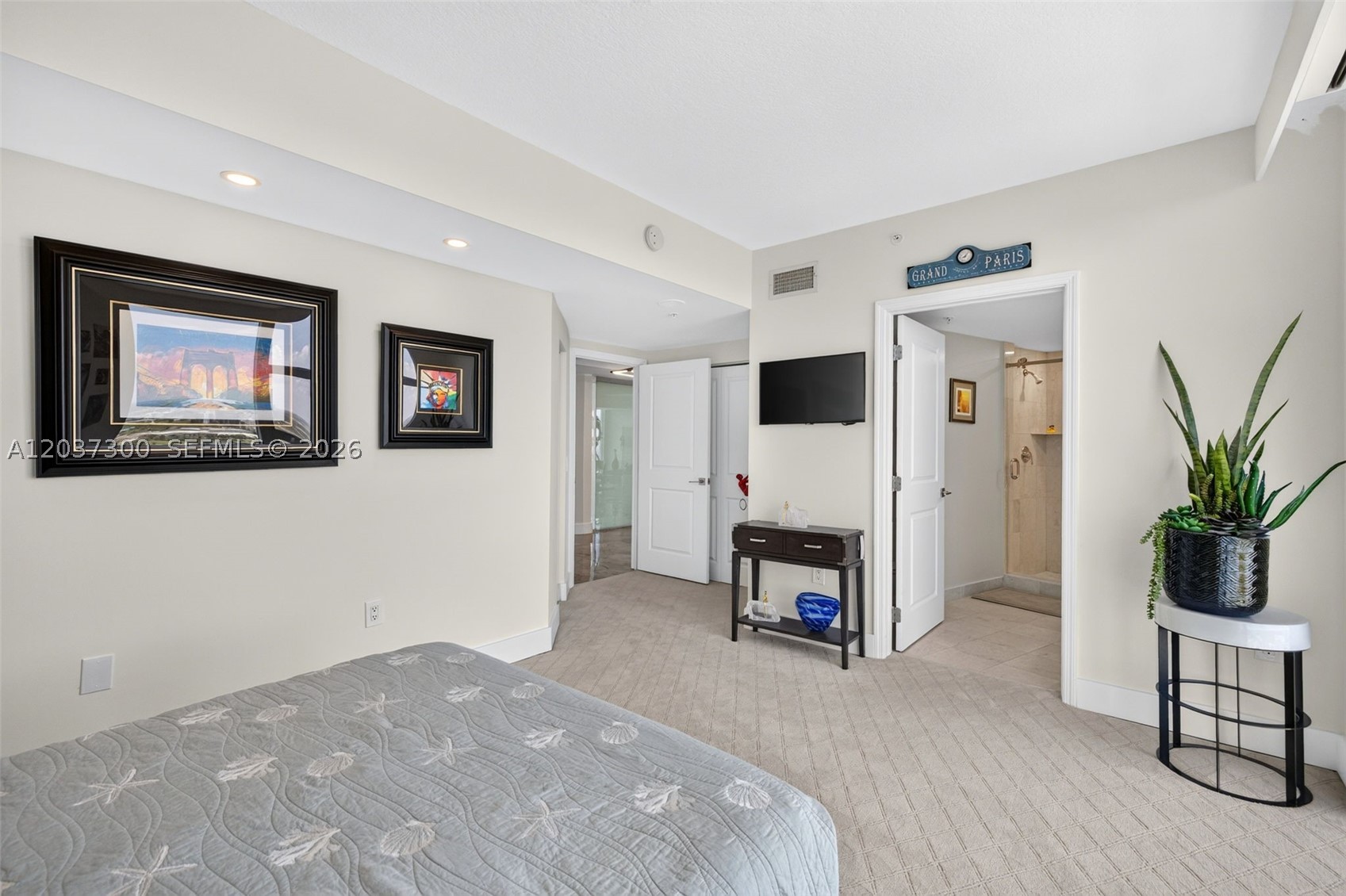 100 HIDDEN BAY CONDO - Residential