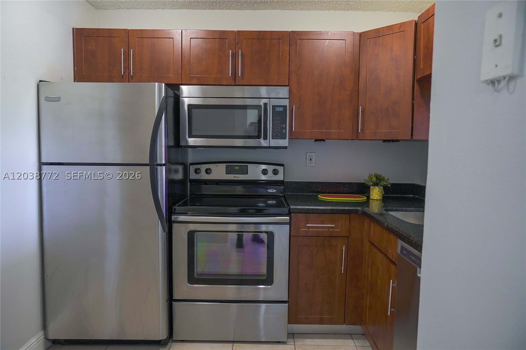 MONTECARLO CONDO - Residential