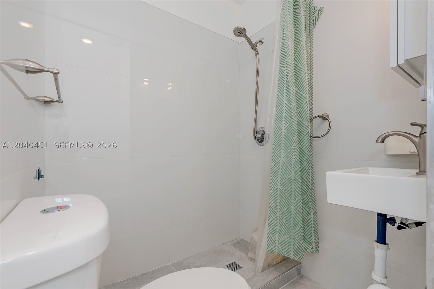 MIAMI HIGHLANDS SEC A - Residential Income