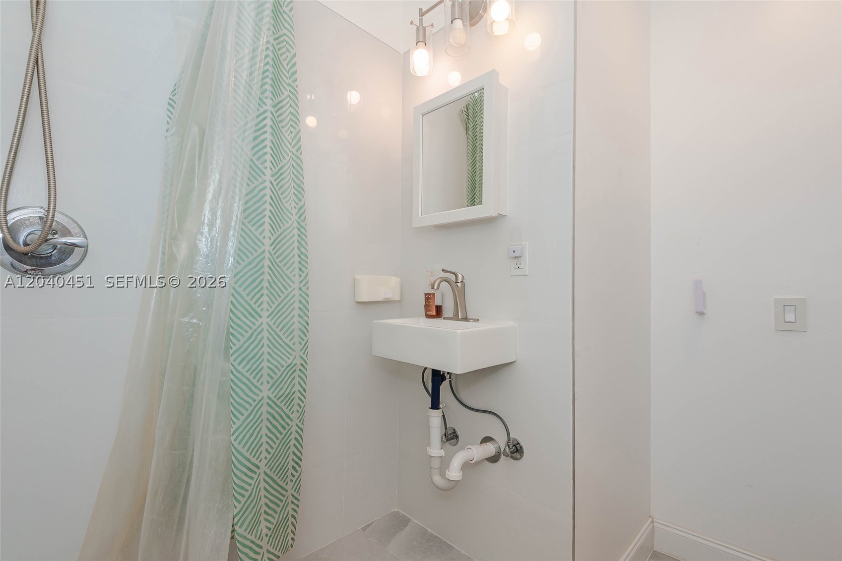 MIAMI HIGHLANDS SEC A - Residential Income