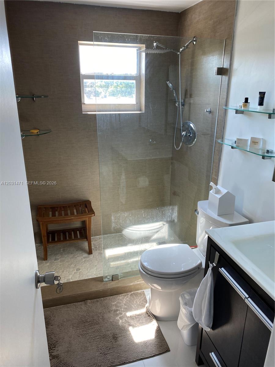 MERIDIAN HOUSE CONDO - Residential Lease