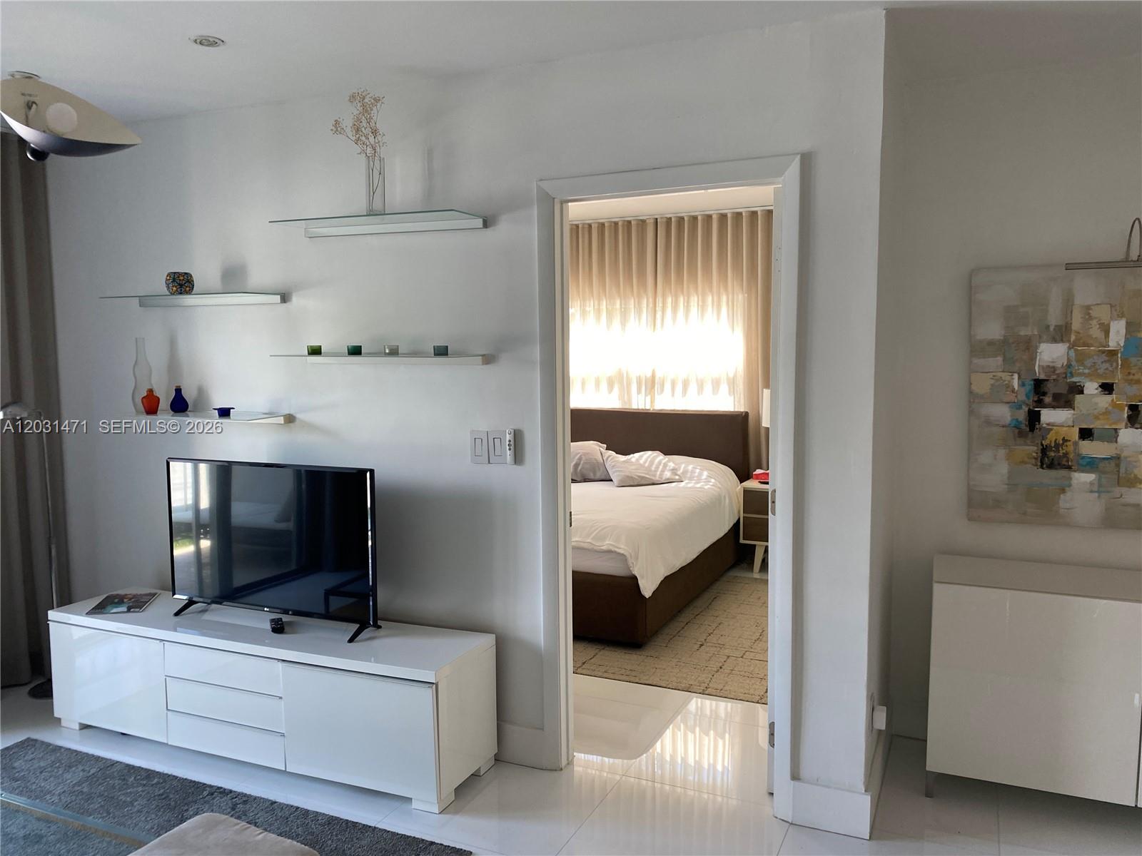 MERIDIAN HOUSE CONDO - Residential Lease