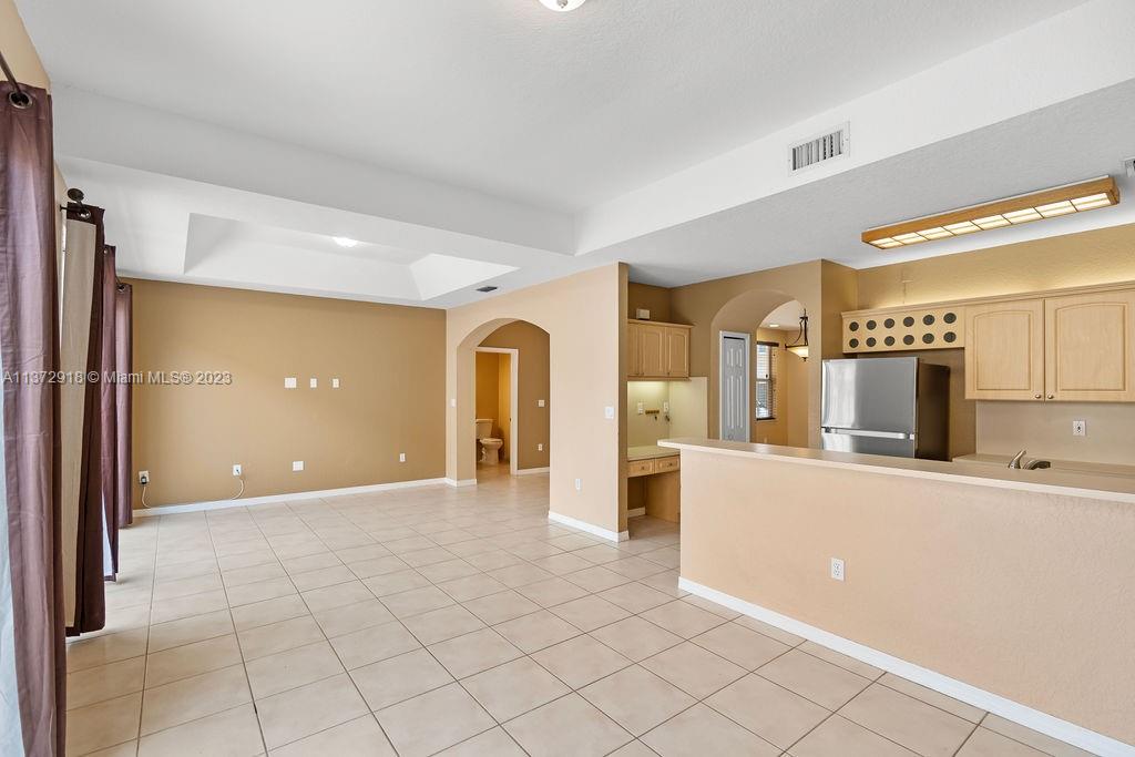 ANCHORAGE AT MIAMI LAKES - Residential Lease