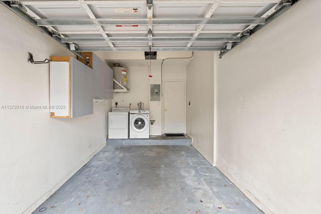 ANCHORAGE AT MIAMI LAKES - Residential Lease