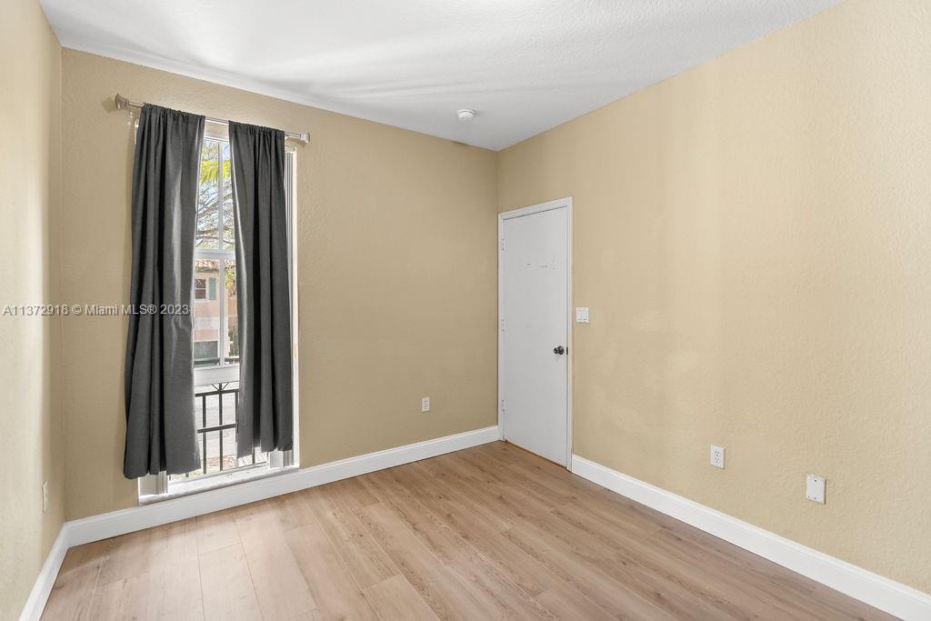 ANCHORAGE AT MIAMI LAKES - Residential Lease