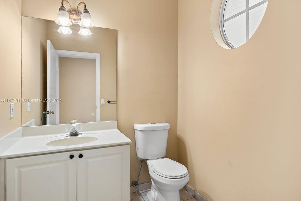 ANCHORAGE AT MIAMI LAKES - Residential Lease