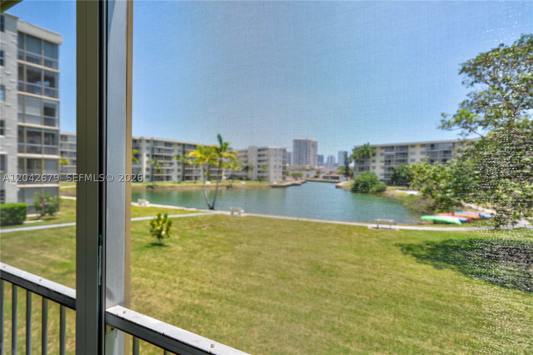 POINT EAST SEC II CONDO - Residential
