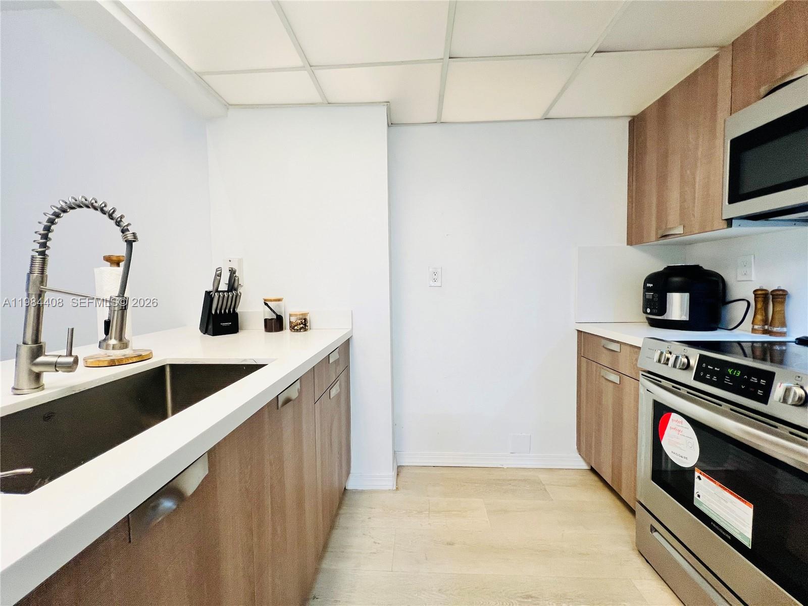 BRICKELL KEY II CONDO - Residential