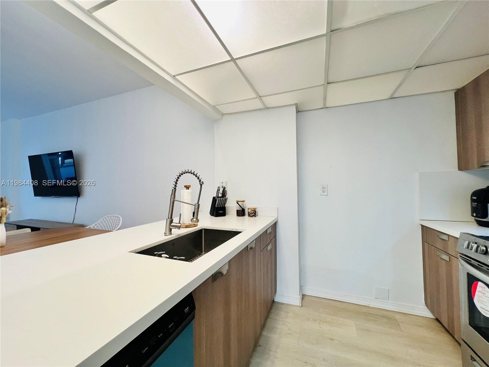 BRICKELL KEY II CONDO - Residential