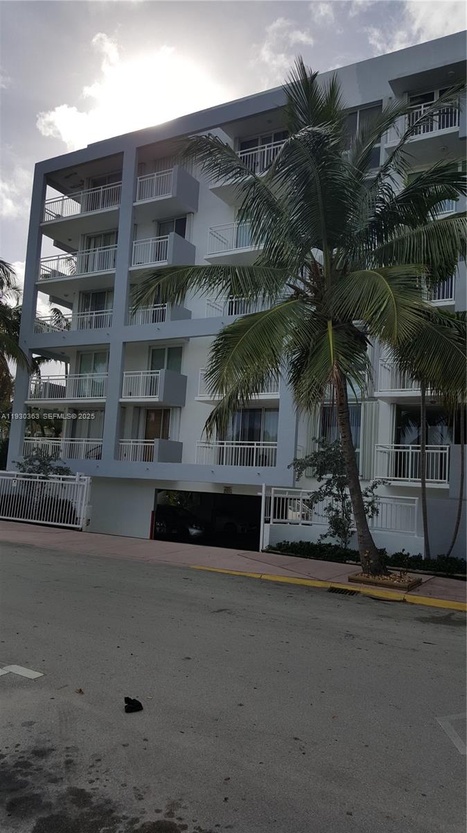 PARK BEACH CLUB CONDO - Residential