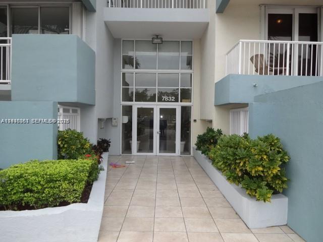 PARK BEACH CLUB CONDO - Residential