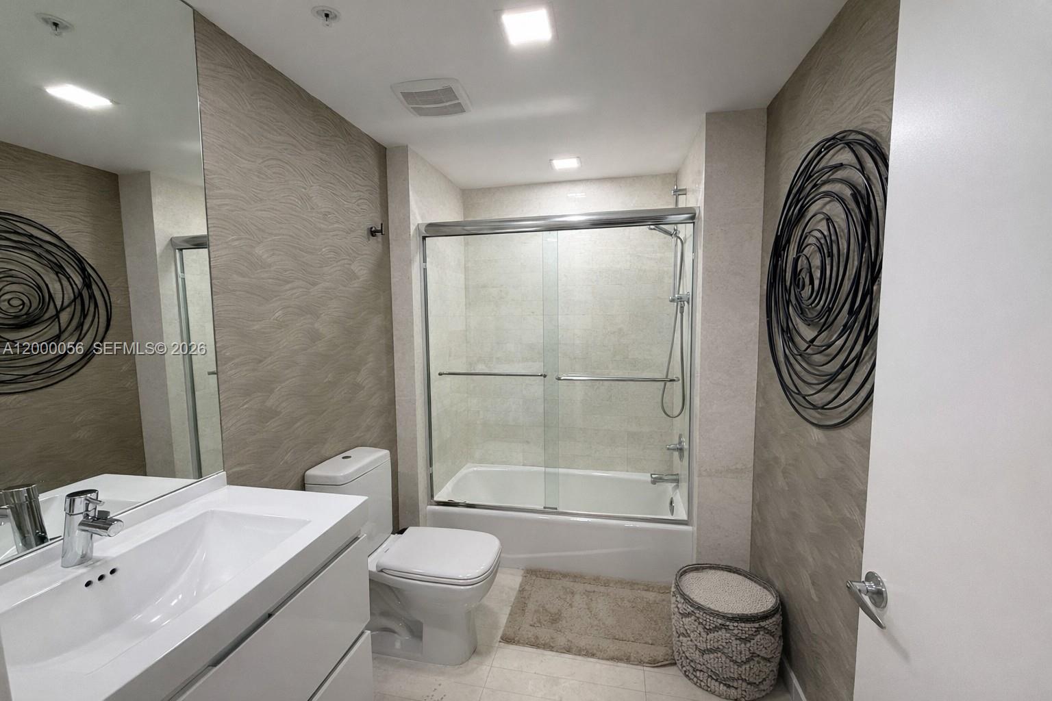 MARINA PALMS RESIDENCES N - Residential Lease