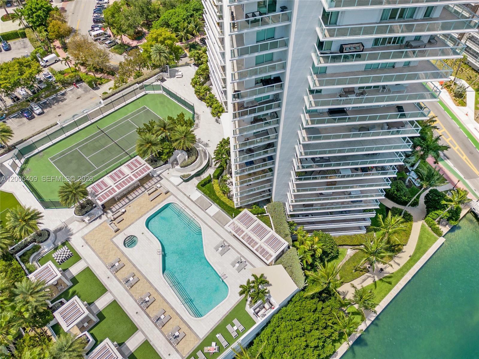 THE GRAND VENETIAN CONDO - Residential
