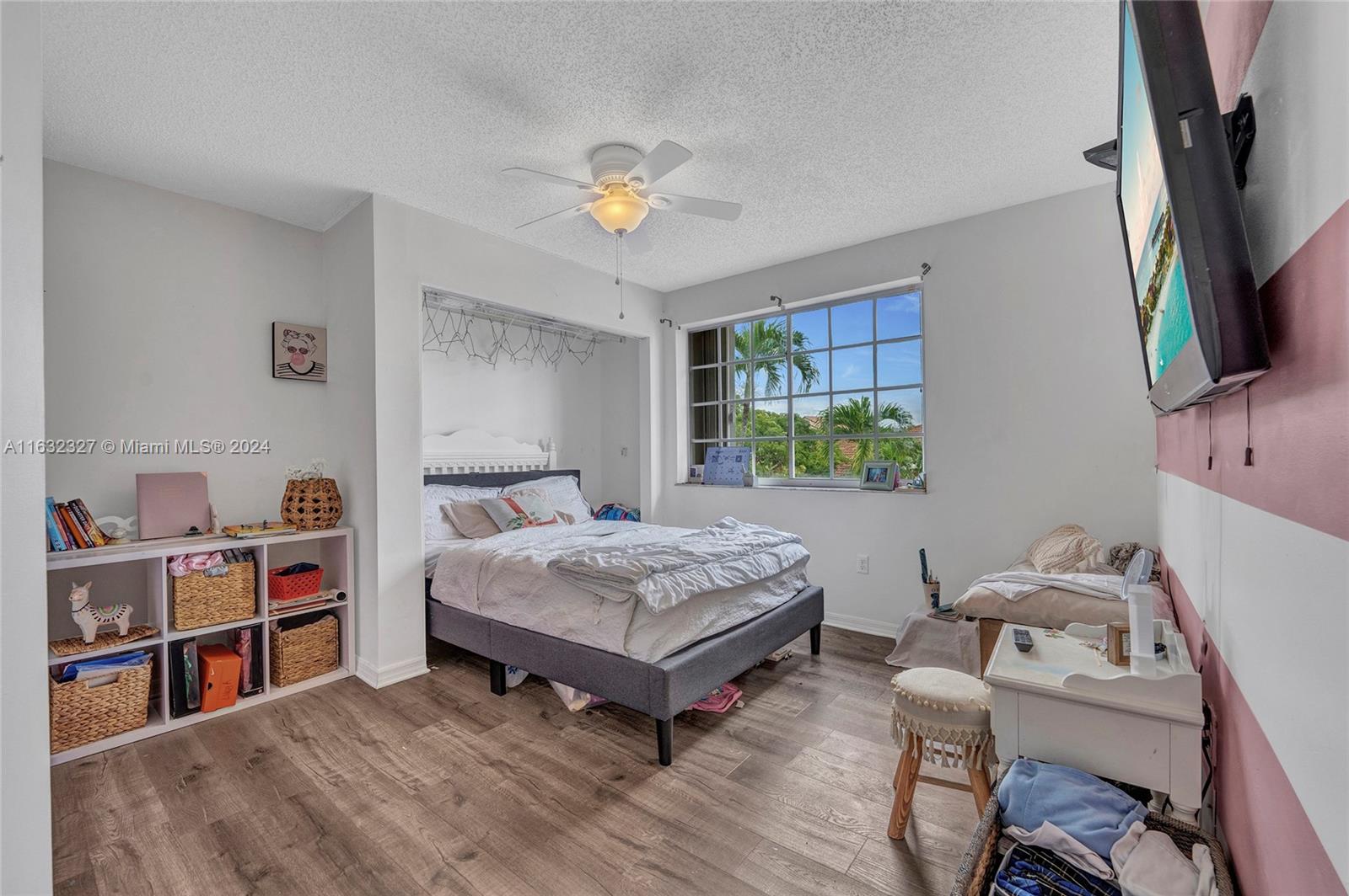 IMPERIAL GROUP - Residential