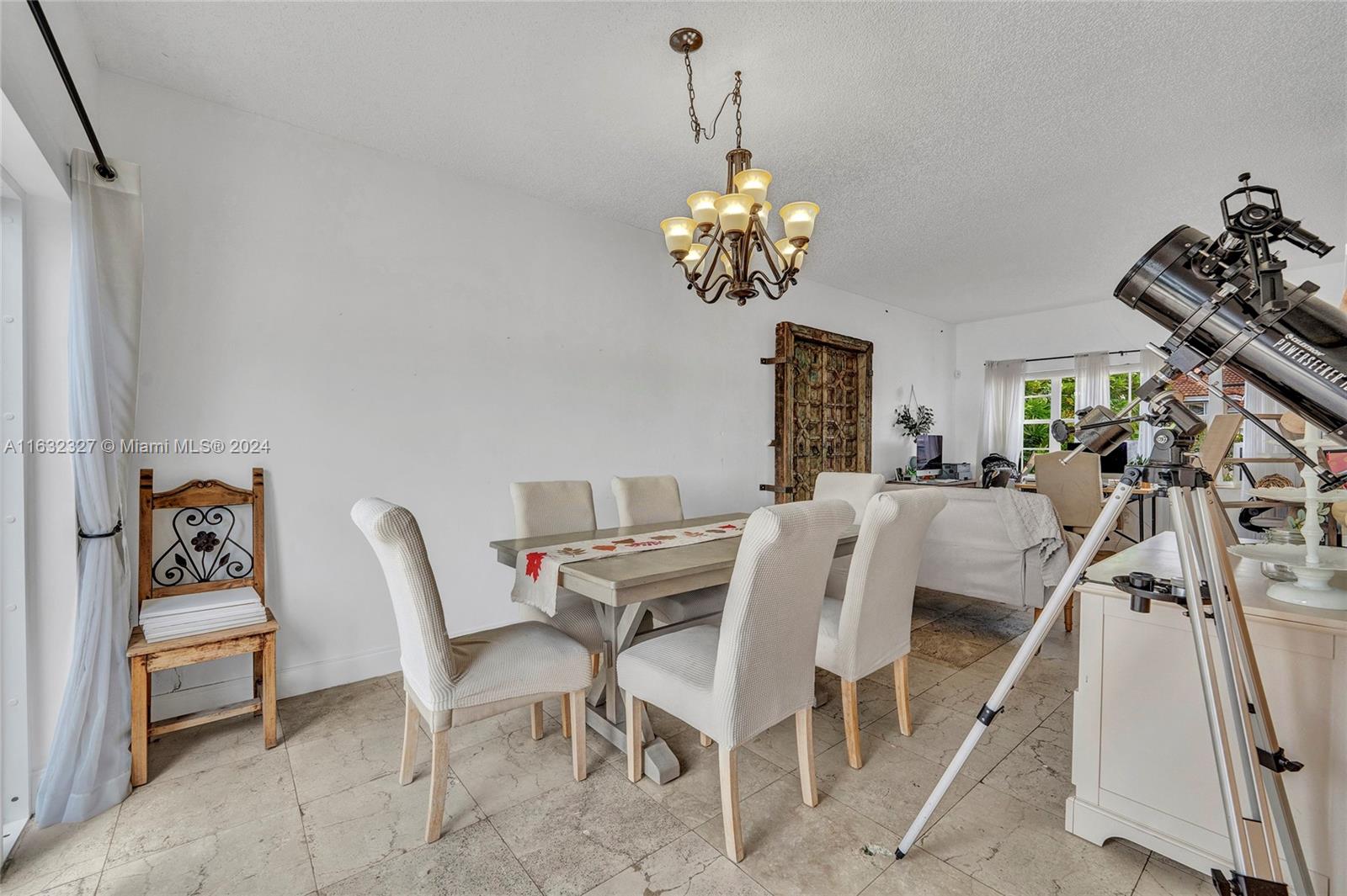 IMPERIAL GROUP - Residential