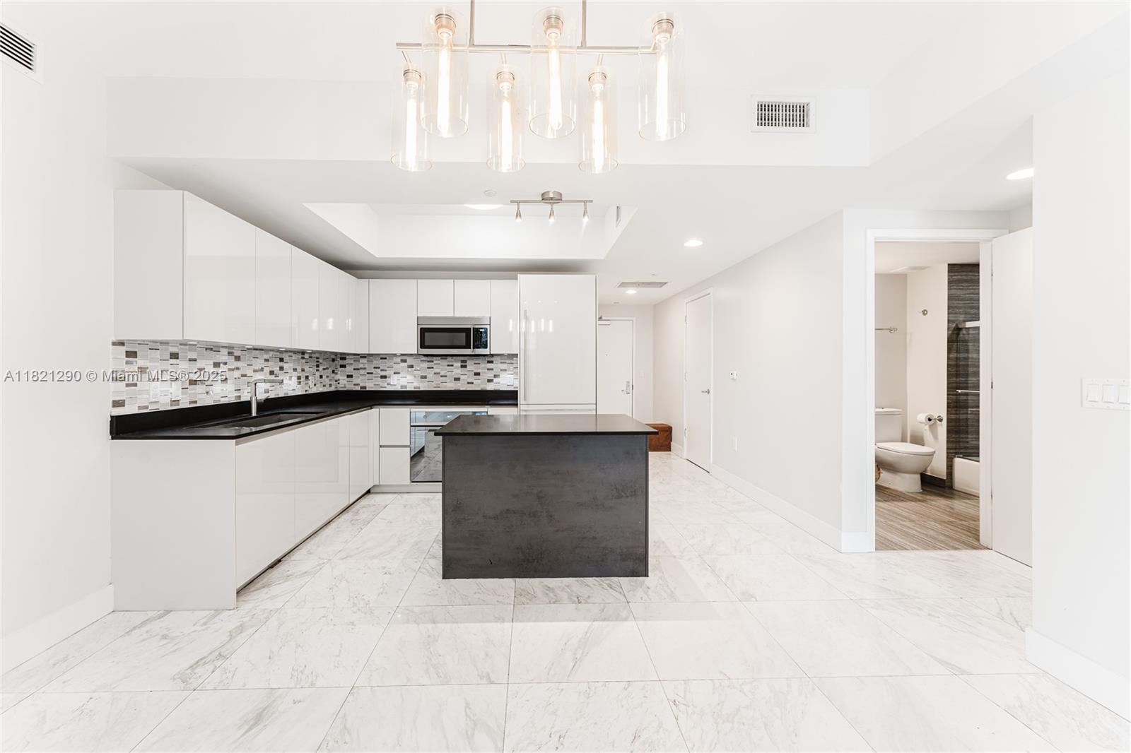 1010 BRICKELL CONDO - Residential