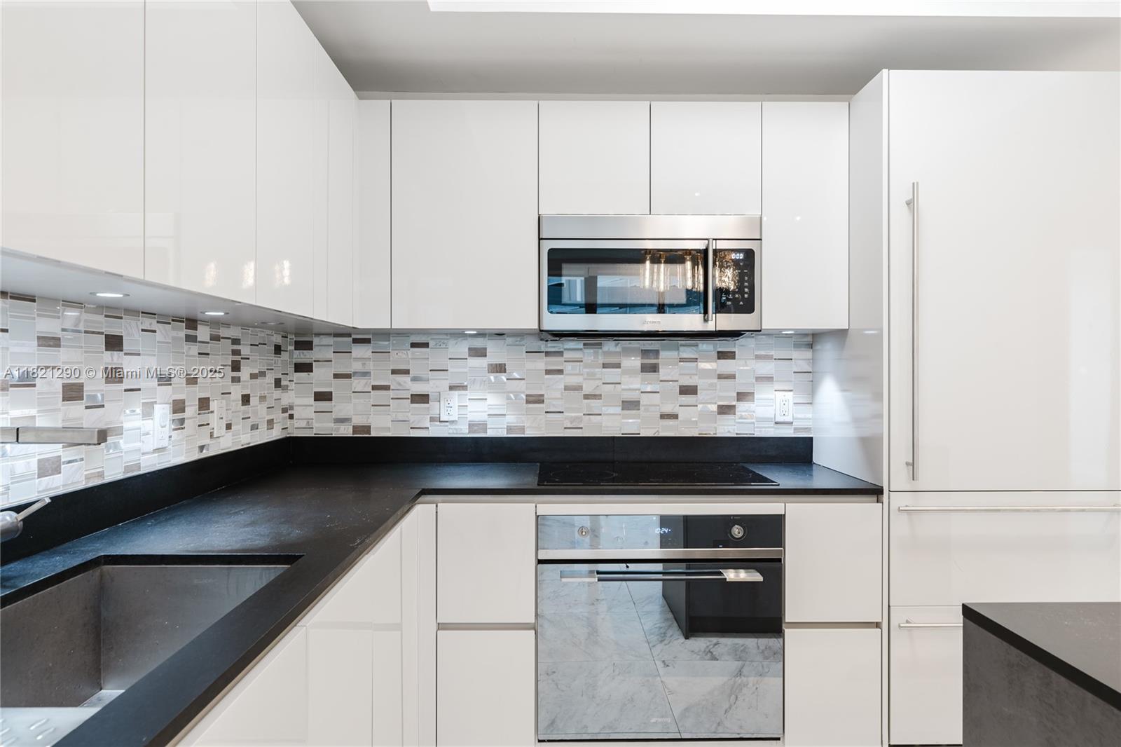 1010 BRICKELL CONDO - Residential