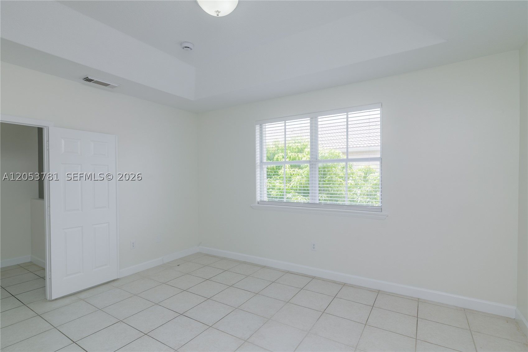 COSTA DORADA - Residential Lease